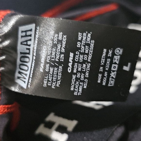 Moolah Workout Set Black Padded Compression Shorts & Top Size Large NWT - Picture 6 of 14